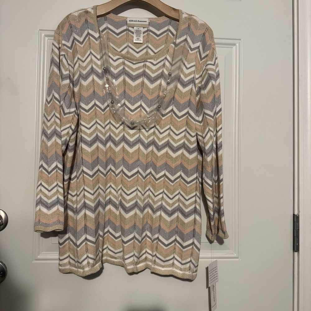 Alfred Dunner Chevron Blouse Top Women's Size XL Long Sleeve Metallic
